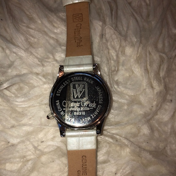 Victoria Wieck crystal hummingbird watch. - Picture 5 of 8